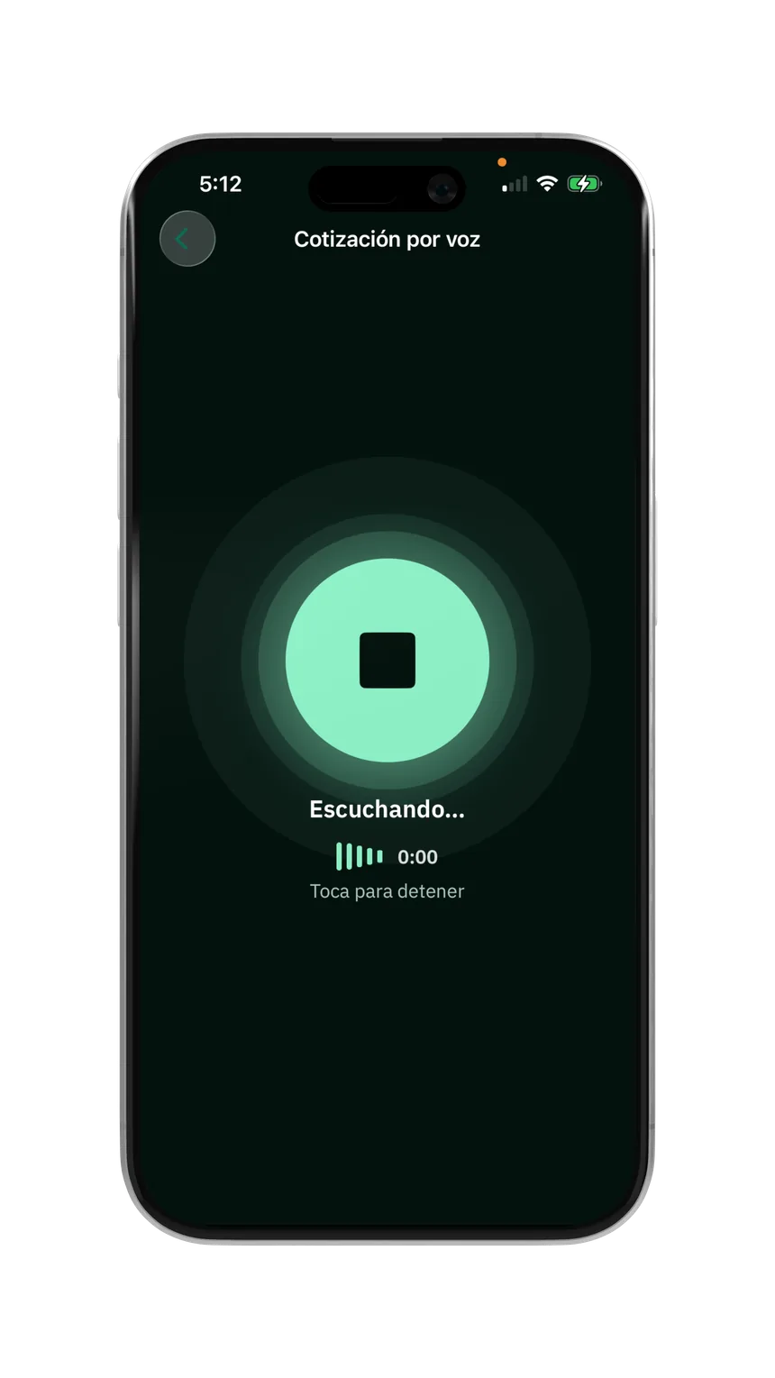 Pantalla de cotización por voz de Ganavo grabando — “Escuchando…”